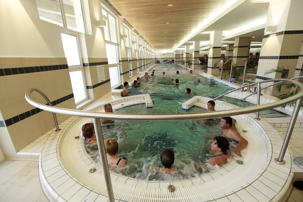 Ensana Sovata Hotel Екстериор снимка