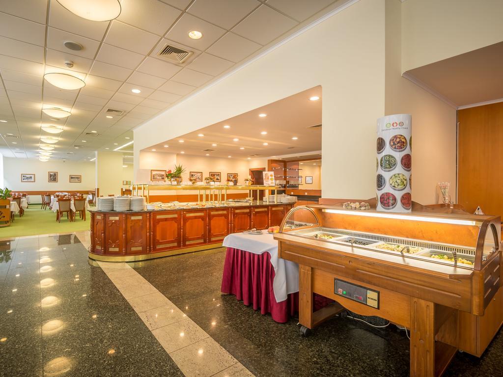 Ensana Sovata Hotel Екстериор снимка